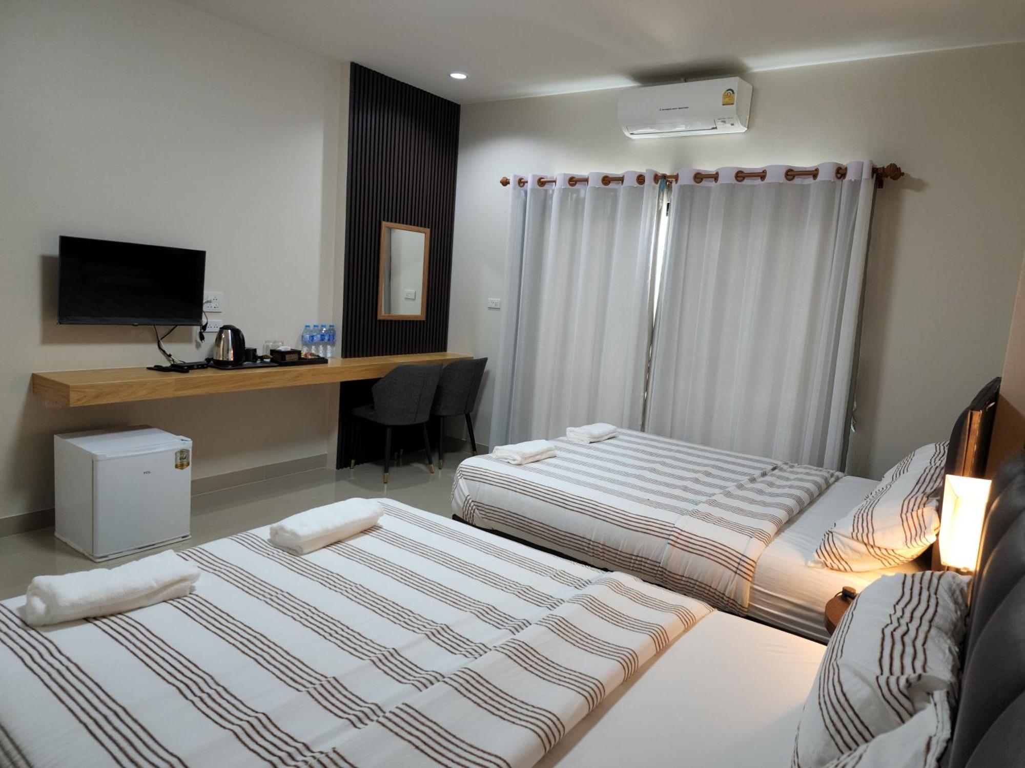 Lemae Residence เลอเม เรสซิเดนซ์ อำเภอเขาย้อย เพชรบุรี Ban Huai Krathaek Room photo