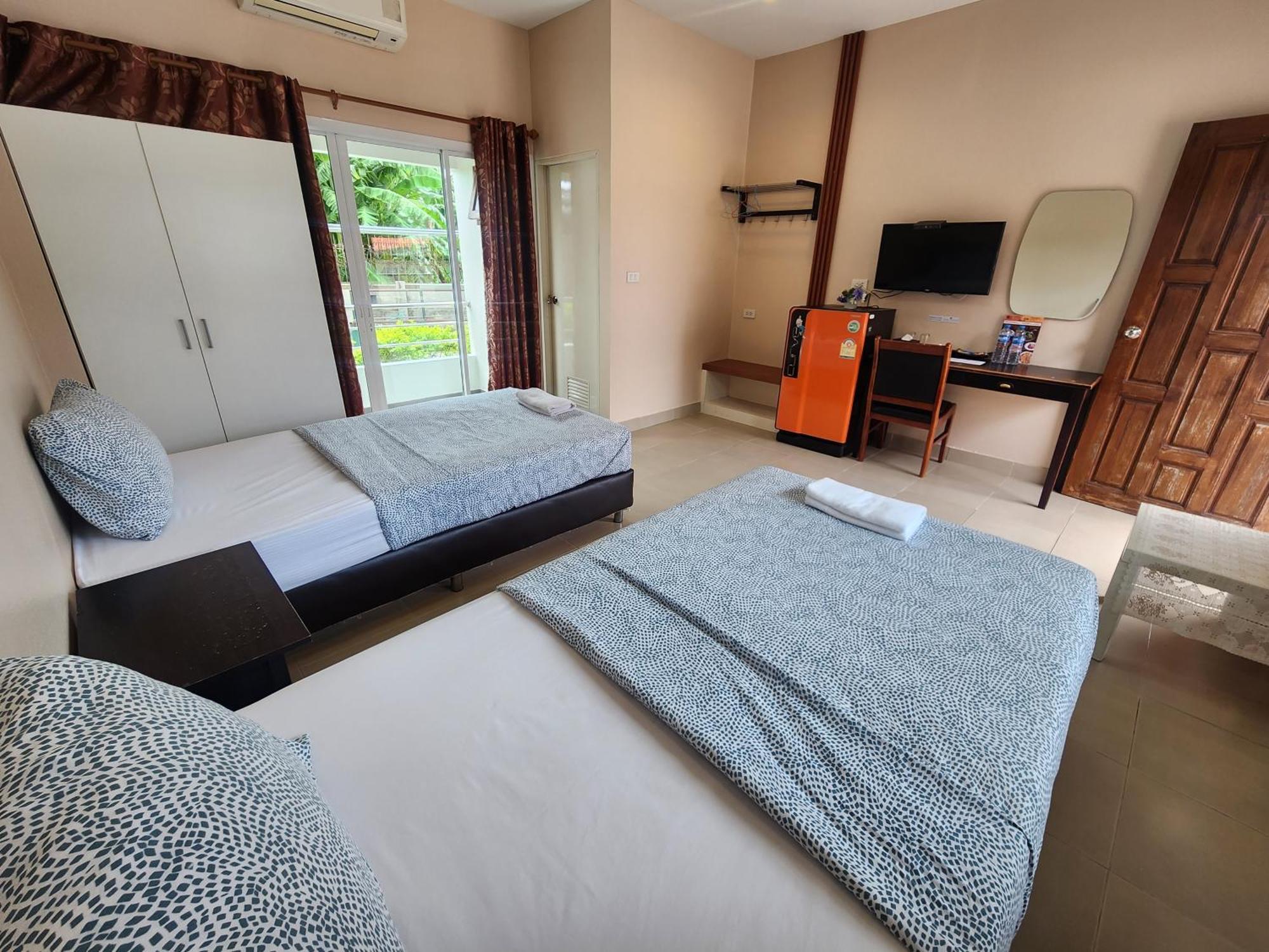 Lemae Residence เลอเม เรสซิเดนซ์ อำเภอเขาย้อย เพชรบุรี Ban Huai Krathaek Room photo