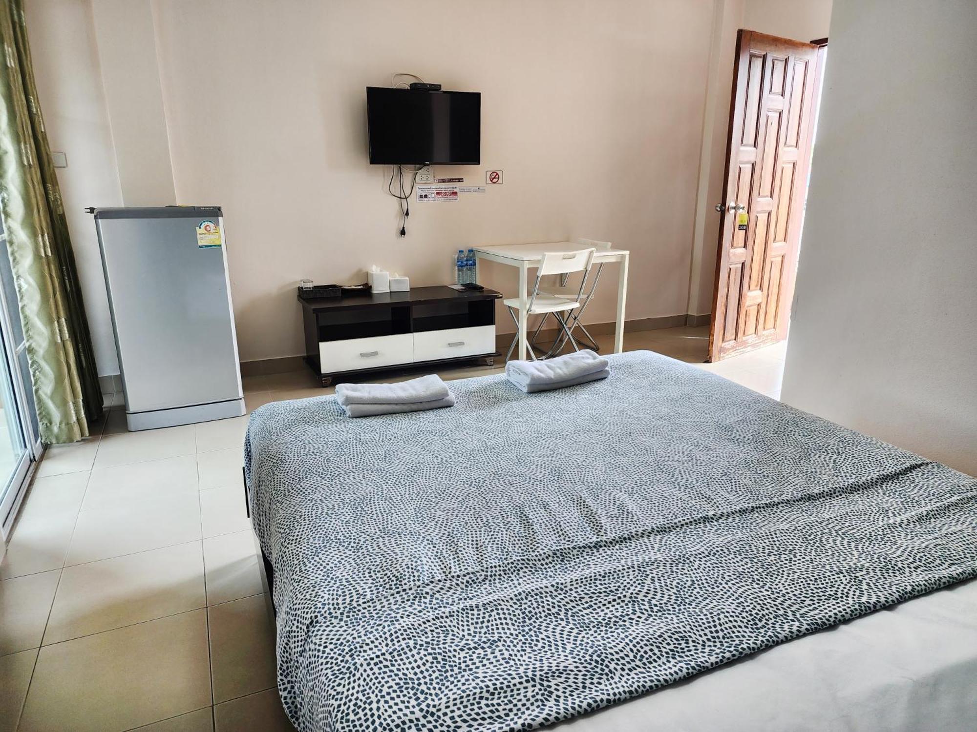 Lemae Residence เลอเม เรสซิเดนซ์ อำเภอเขาย้อย เพชรบุรี Ban Huai Krathaek Room photo